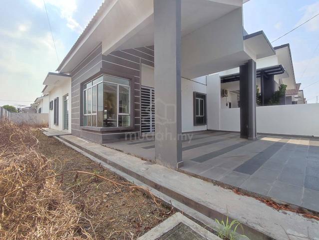Klebang Freehold Single Storey Semi-D House For Sale/ Rent 1