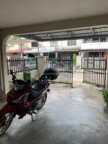 Permas jaya. Low cost house. Double storey. For rent 1