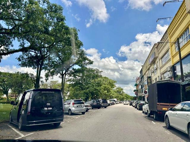 Bandar Putra Jalan Kenari Three Storey Unblock View Shoplot For Sale 1