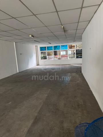 FACING MAIN ROAD Shop Lot Seksyen 4 Persiaran Bandar Baru Bangi 1