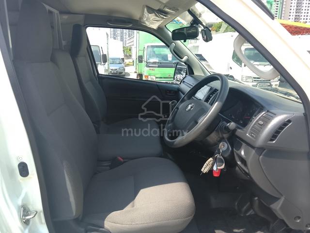2023 Toyota HIACE 2.5 PANEL VAN (M) Low Roof - 5