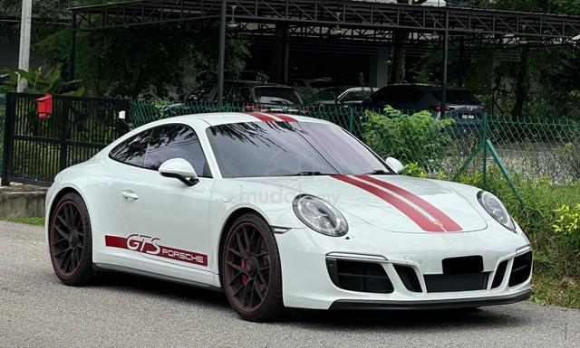 25K KM 2019 Porsche 911 3.0 CARRERA GTS LocalWTY - 1