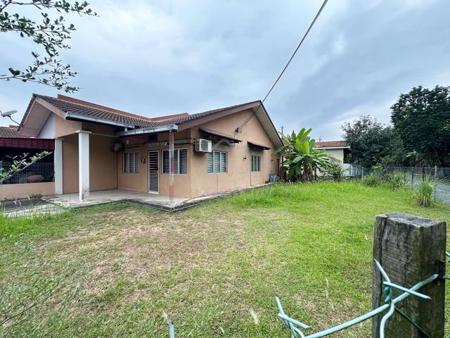 Teres Setingkat CORNER LOT Taman Amansari Bukit Rahman Putra Sg Buloh 1