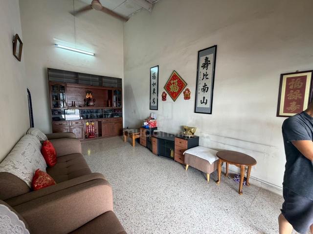 Taman Perling Single Storey Endlot House 3 Bedroom For Sale 1