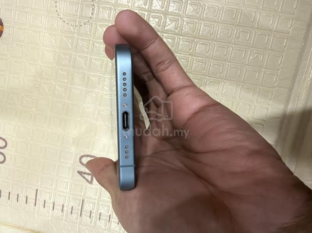 Iphone 16 - photo 4 of 6