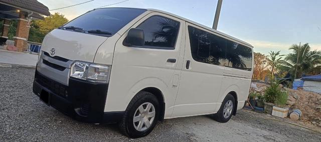 2020 Toyota HIACE 2.5 KDH200R ENHANCED (M) - 2