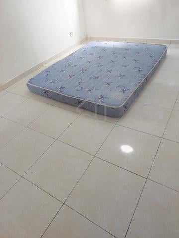 Master Bedroom for Rent in Puchong 1