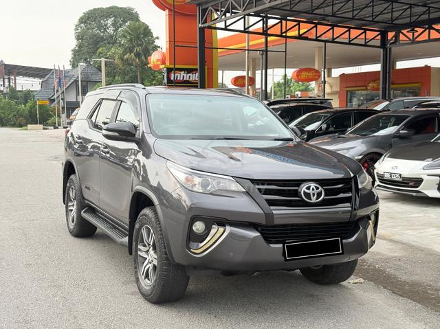 2017 Toyota FORTUNER 2.4 VRZ 2GD-FTV (A) - 1