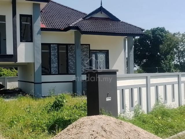 Banglow split dewan beta kota bharu 1