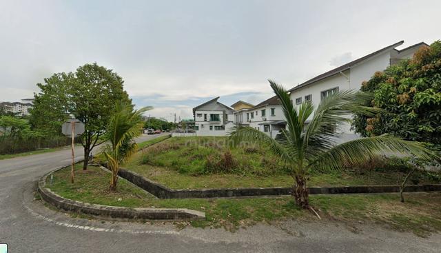 Corner Bungalow Lot at Puchong Prima 3500sqft 1