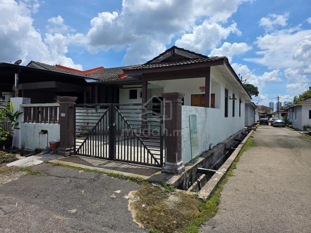 Jalan Jelatang, Taman Megah Ria, Single Storey House For Sale 1