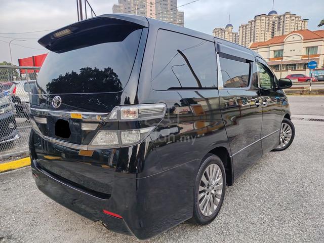 2013 Toyota VELLFIRE 2.4 Z GOLDEN EYES SUNROOF - 2