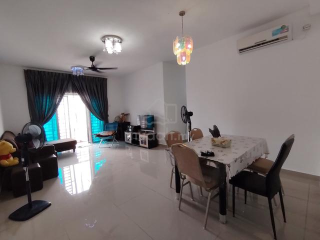 M Condominium @ Larkin 1