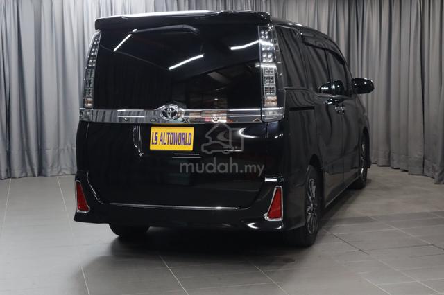 Reg 2021 Toyota VOXY ZS 2.0 (A) KIRAMEKI 2 - 5