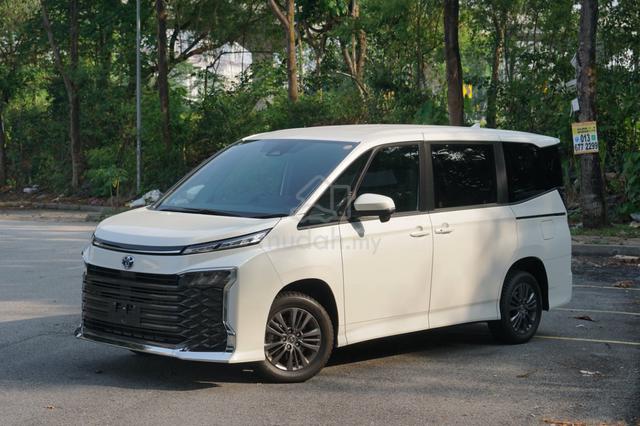 2025 Toyota VOXY 2.0 S-G Hybrid (A) - 1
