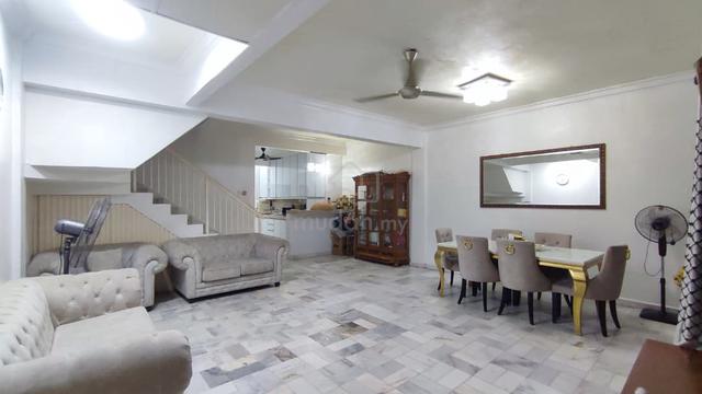Kajang Kajang Perdana Double Storey House Freehold Extended Kitchen 1