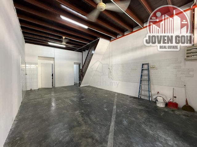 3 Storey Heritage Shop House 2,600sf Carnarvon Street Georgetown 1