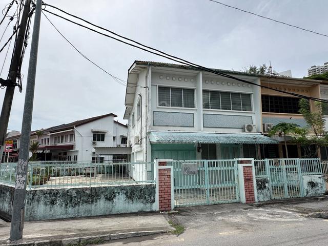 For Sale: Big Terrace Corner House At Gurney, Facing Jalan Kelawai. 1