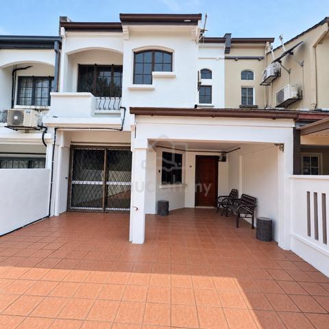 Double storey USJ12 for sale, facing open 1