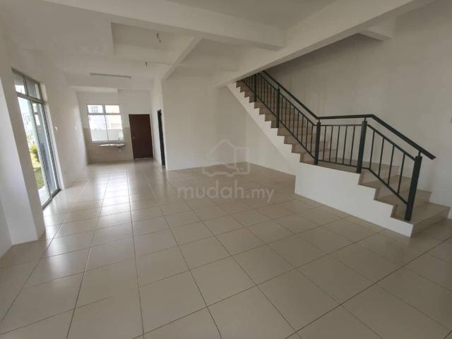 Freehold Full Loan Extra Land Double Storey Semi D nr Jasin Toll Melak 1