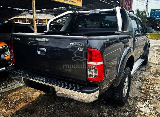 Toyota HILUX 2.5(A)VIGO D/C G VNT 4spd 4X4 pickups - 5