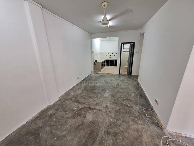 Indah Condominium 1