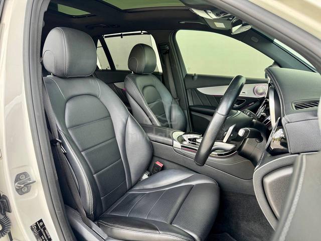 Mercedes Benz GLC250 AMG 2.0T Night Edition F.S.R - 4
