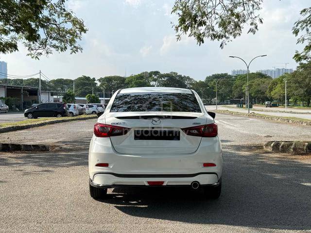 2015 1 OWNER Mazda 2 SEDAN SKYACTIV (A) 3 YR WRTY - 4