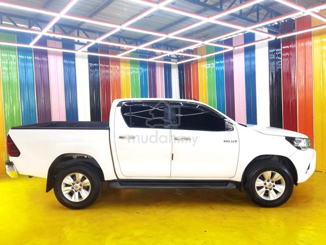 Y2017 Toyota HILUX 2.4 G VNT MY16 AN120 (A) - 1
