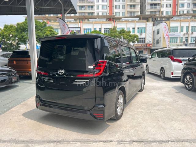 2022 Toyota NOAH 2.0 SG MZRA90W (A) - 4