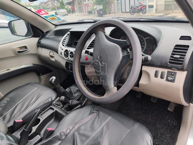 2012 Mitsubishi TRITON 2.5 STANDARD FACELIFT (M) - 4