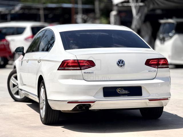 Volkswagen PASSAT 1.8 HIGH SPEC 1 OWNER FREE PPi - 4