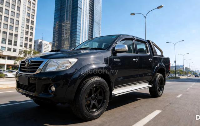 2013 Toyota HILUX 2.5 G VNT (A) 4X4 FACELIFT - 1