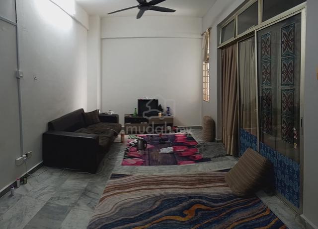 Ridzuan Condominium 1