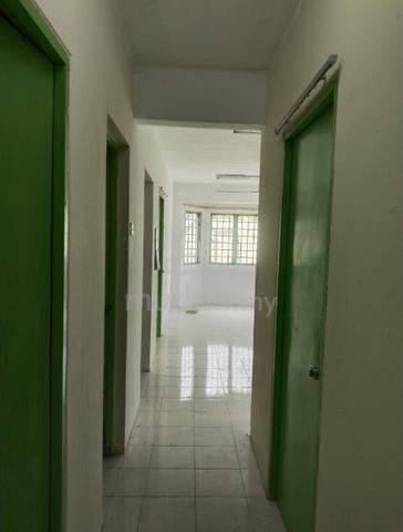 Impian Apartment 1