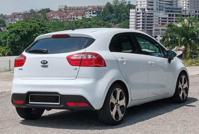 KIA RIO 1.4 SX FACELIFT (a)/SUNROOF/PUSHSTART - 2