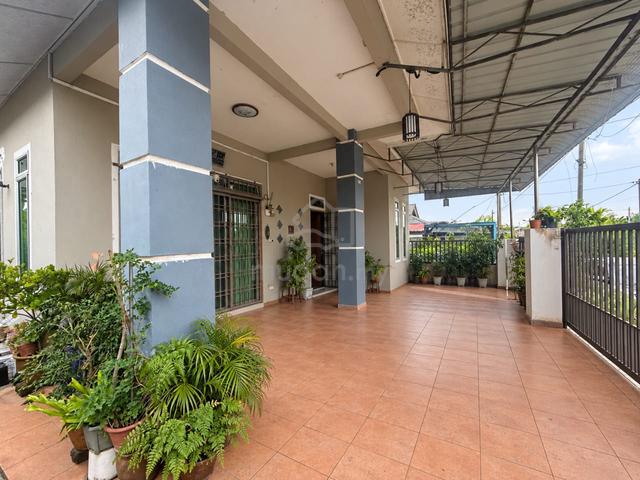 [FULLY REBUILT] Single Storey Bungalow Kluang 4 Bedroom 1