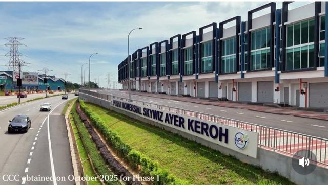 FACING MAIN ROAD 3 Storey Shop Skywiz Ayer Keroh MAMEE CSC Melaka 1