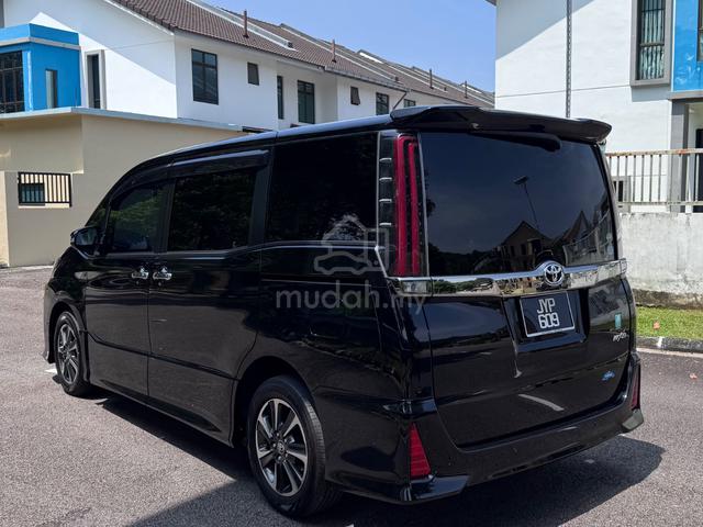 2021 Toyota NOAH 2.0 SI (A) - 4