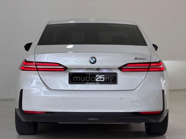 BMW 520I 2.0 Sedan - 4