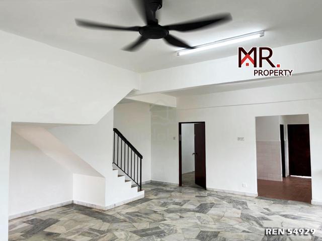 CORNER LOT Double Storey Semi-D House Bandar Amanjaya FOR SALE 1