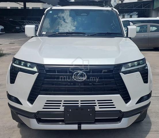Lexus GX550 3.4 VERSION L MODELISTA BODY KIT 2025 - 1