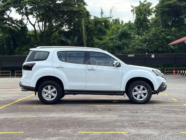 2015 Isuzu MU-X 2.5 4x4 (A) - 5