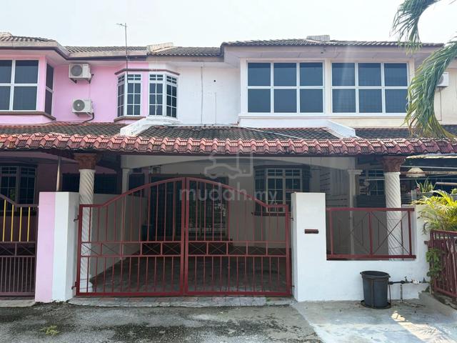 Taman Angkasa 2 Storey Terrace - Next to Public Bank, Market 1