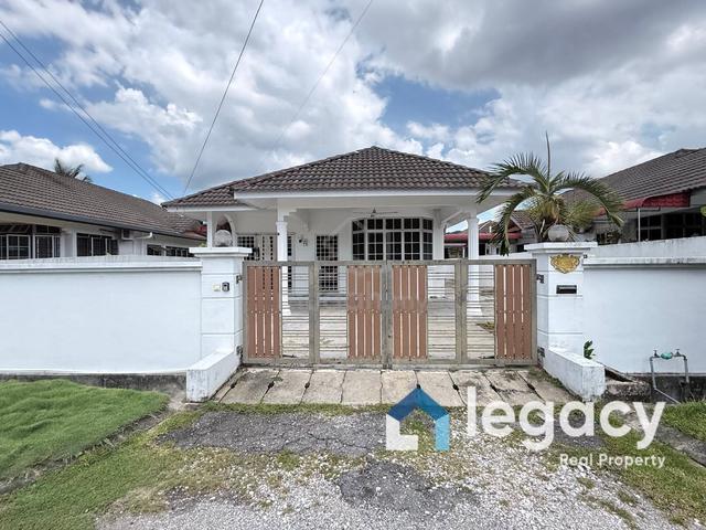 FULLY FURNISHED!! Bungalow Desa Sri Ampang, Ipoh 1