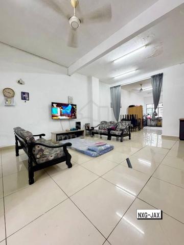 Below Market Tmn Ehsan Jaya Pandamaran 2sty Hse 22x75 Gated Guard Sale 1