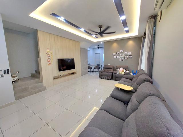 Sanctuary Residence 2 Storey Semi-D For Sale in Alma Fully Renovated 1