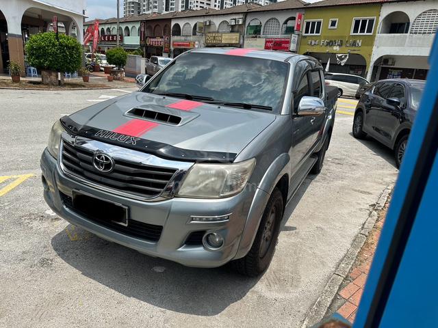 2015 Toyota HILUX 2.5 G VNT DOUBLE CAB (A) - 1