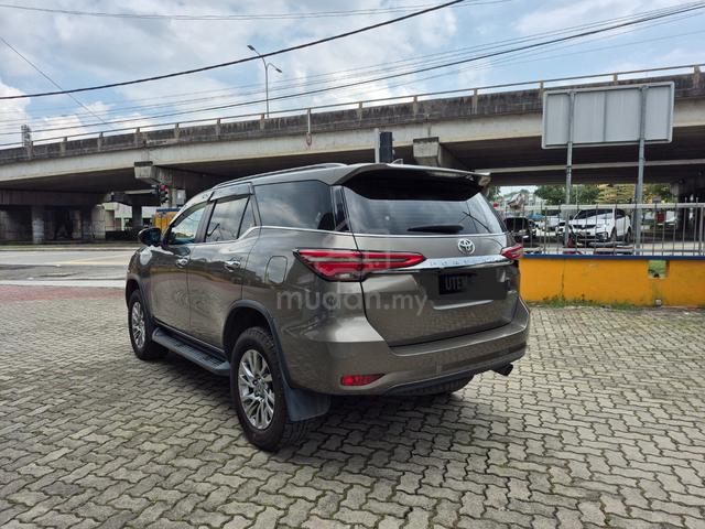 2021 Toyota FORTUNER SRZ 2.7L (A) - 4