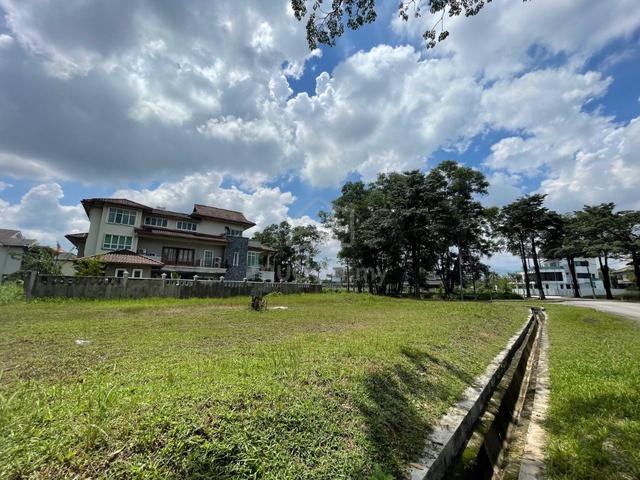 Bungalow Land Corner Lot Jalan Pekaka 8/18, Seksyen 8 Kota Damansara 5